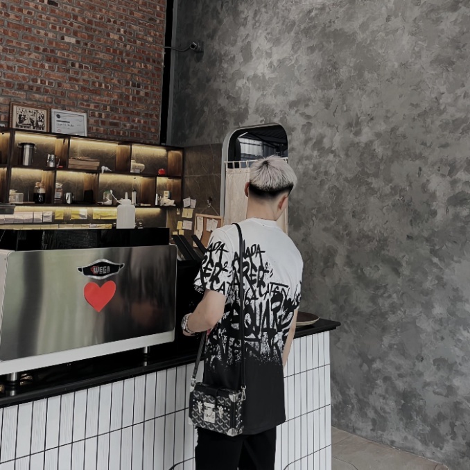 Áo Phông NAM NỮ DSQ hoa văn logo in Loang Màu Cực nét - áo phông thun DSQ chất cotton dày mát Form Unisex