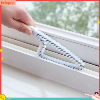 Cọ vệ sinh khe cửa sổ thiết kế tiện lợi