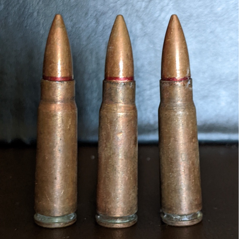 Mô hình viên cattut Ak bằng sắt