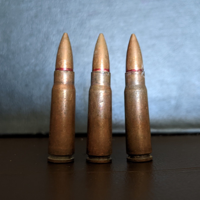 Mô hình viên cattut Ak bằng sắt