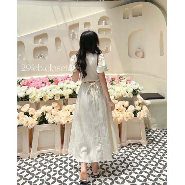 SET VÁY XÒE ĐŨI GÂN TIỂU THƯ yena.closet - Set 2 món áo nhún cổ V croptop buộc nơ sau kèm chân váy midi tiểu thư ulzzang