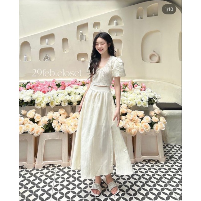 SET VÁY XÒE ĐŨI GÂN TIỂU THƯ yena.closet - Set 2 món áo nhún cổ V croptop buộc nơ sau kèm chân váy midi tiểu thư ulzzang