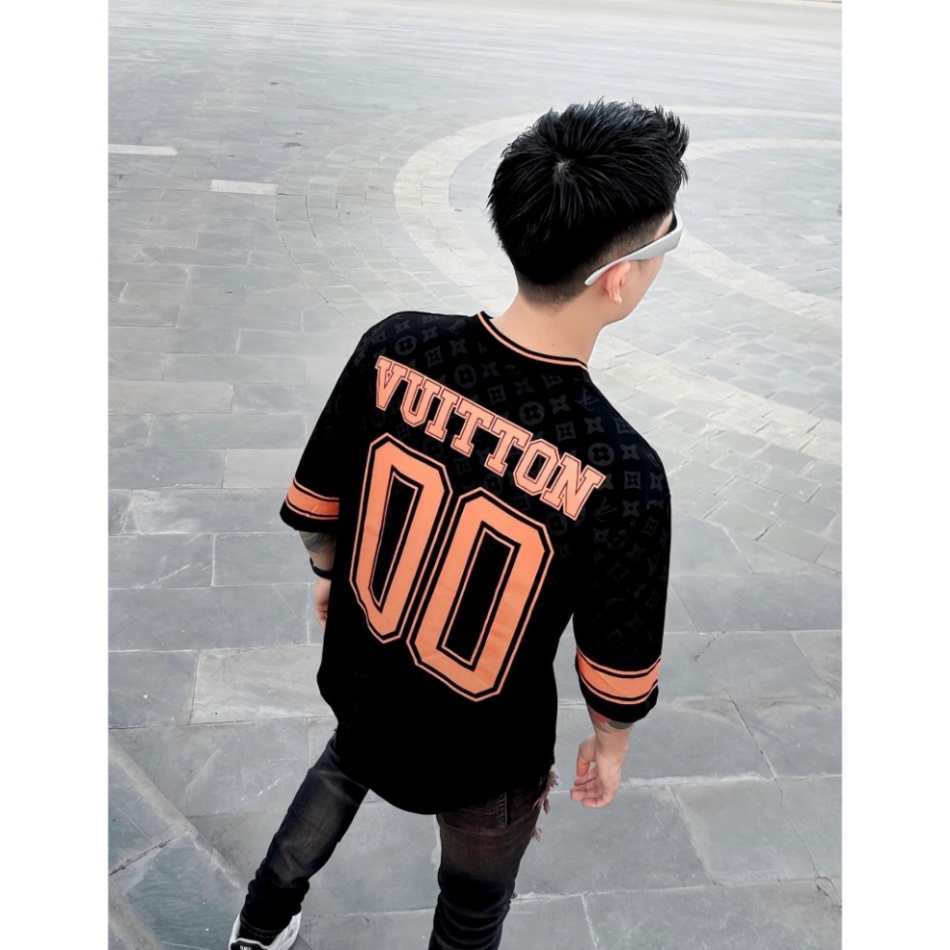ÁO THUN LOUIS VUITON SPORTY 00 , ÁO THUN LV ĐEN CAM NAM NỮ UNISEX .BestClothing