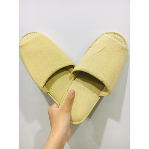 Dép đi trong nhà Hàng Không