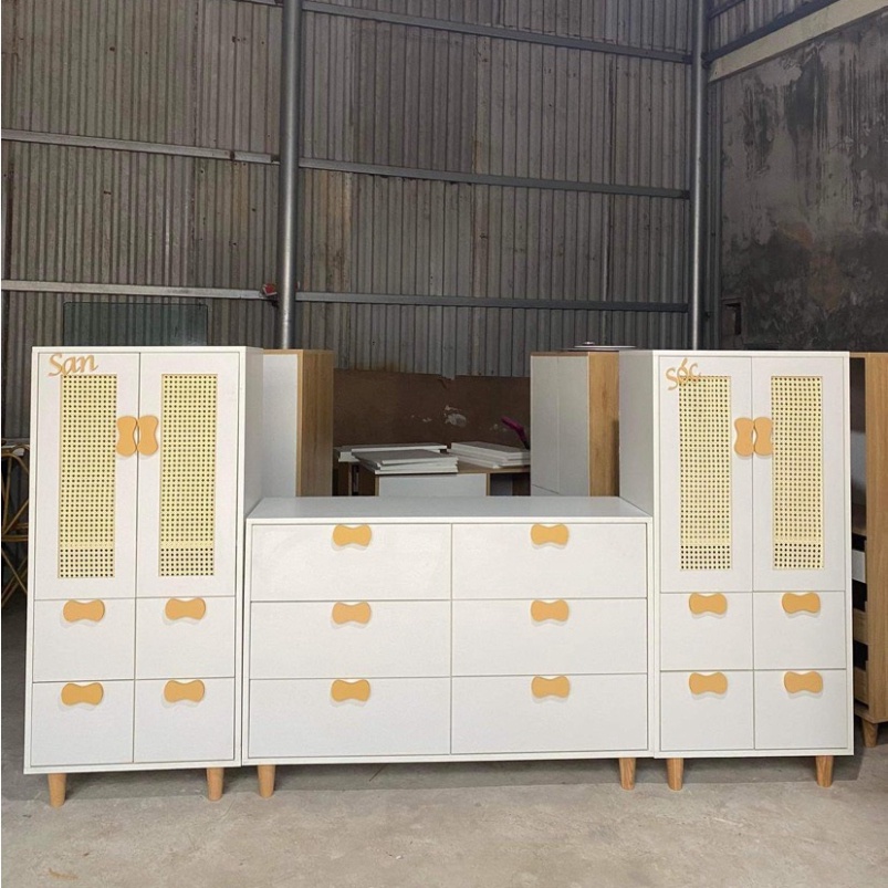 Tủ Quần Áo Bằng Gỗ Xinh Xắn Tiện Lợi Tặng Kèm Bảng Tên Cho Trẻ - Nhiều Mẫu Lựa Chọn