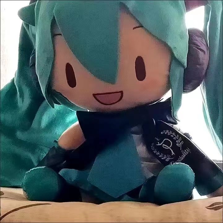 Búp Bê Hatsune Miku Dùng Làm Quà Tặng