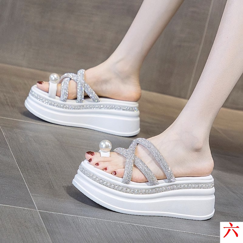 Dép Sandal Đi Biển Mùa Hè 2023 Đế Dày Đính Đá Phong Cách Mới Cho Nữ