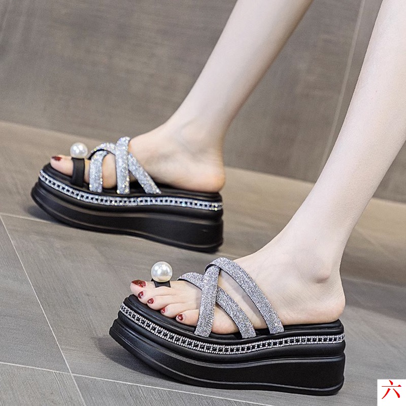 Dép Sandal Đi Biển Mùa Hè 2023 Đế Dày Đính Đá Phong Cách Mới Cho Nữ