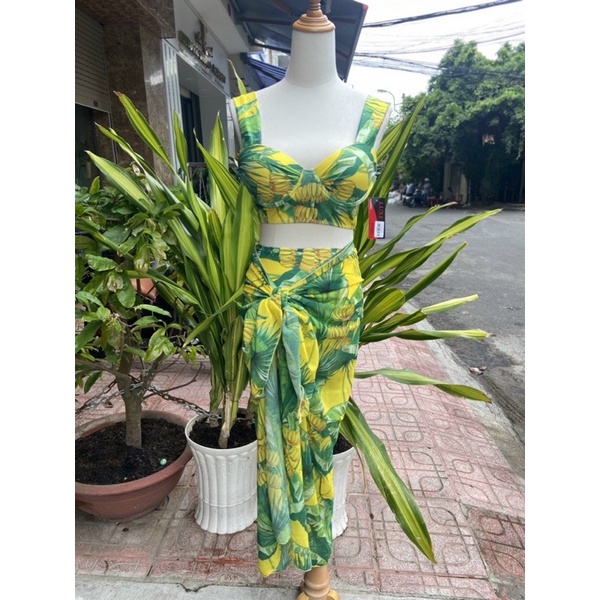 Set bikini đi biển 3 chi tiết bộ gọng kèm khăn voan họa tiết hoa nhiều màu freesize 40-56kg