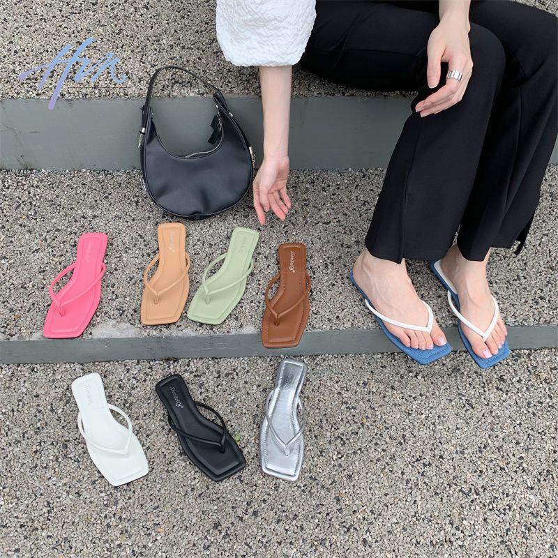 Dép Sandal Đế Bằng Thời Trang Mùa Hè 2023 Phong Cách Mới Cho Nữ