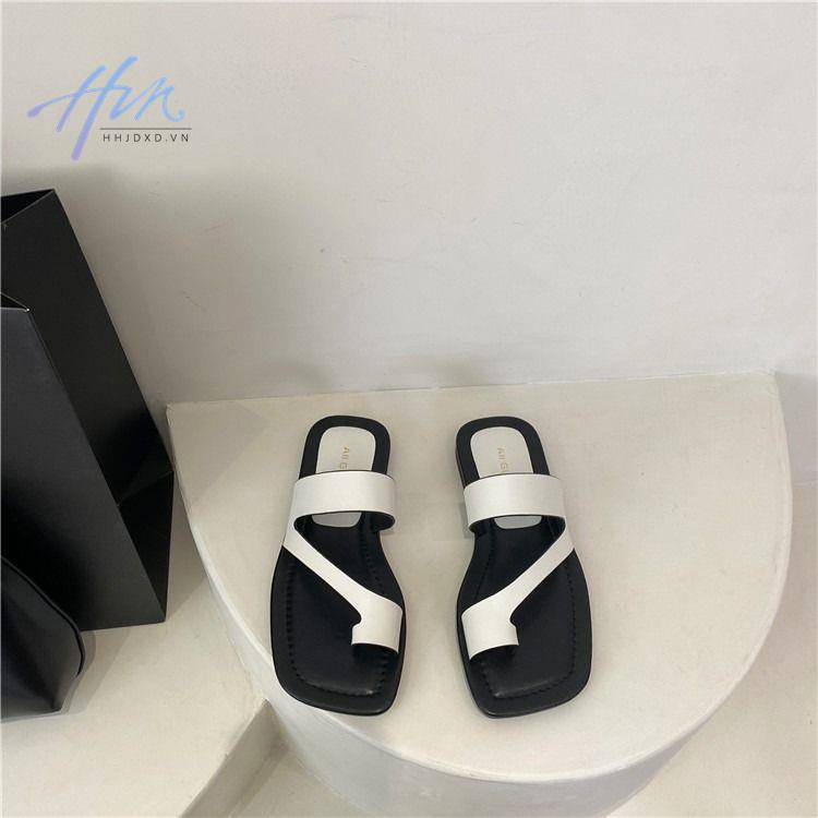 Dép Sandal Đế Phẳng Mùa Hè 2023 Phong Cách Hàn Quốc Cổ Điển Hợp Thời Trang Cho Nữ