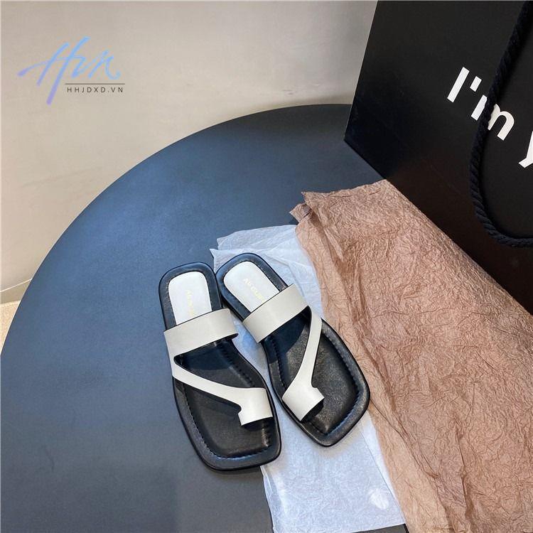 Dép Sandal Đế Phẳng Mùa Hè 2023 Phong Cách Hàn Quốc Cổ Điển Hợp Thời Trang Cho Nữ