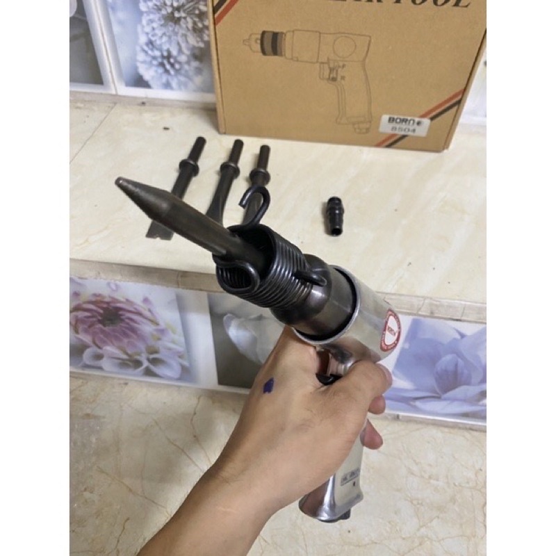 Máy đục chuông côn, đục rỉ dùng hơi, khí nén