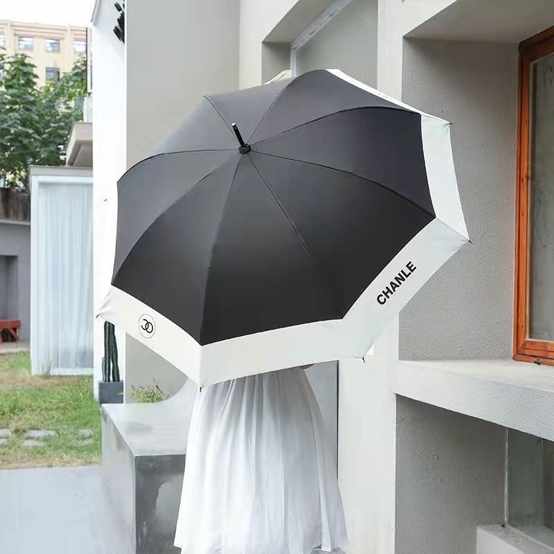 Xiaoxiang Dù Che Nắng Gấp Đôi Tay Cầm Dài Bằng Cao Su Màu Trắng Đen Phong Cách Retro Đơn Giản Mùa Hè Cho Nữ Sinh / Văn Phòng / Ngoài Trời