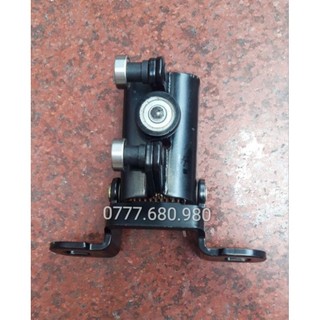 Bạc đạn cửa lùa giữa ford transit