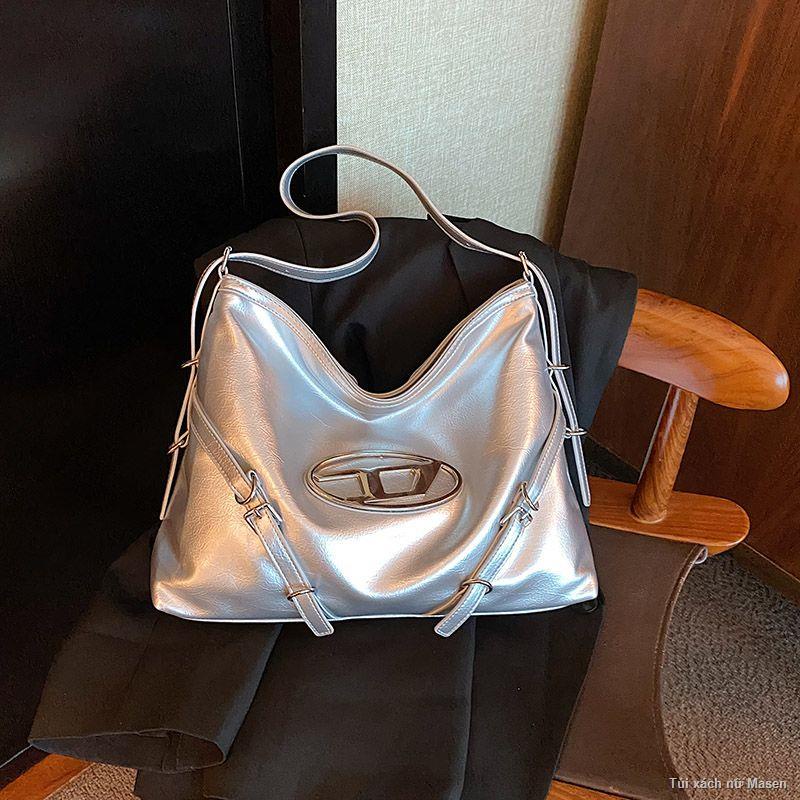 Order🌸Túi leng keng bạc Nhật Bản và Hàn Quốc Túi Messenger Túi đeo vai dung tích lớn Túi đeo nách Túi đi xe máy