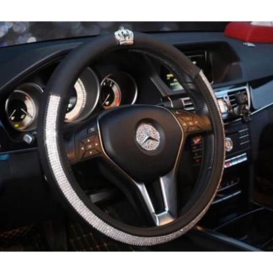 Bọc vô lăng đính đá vương miện cao cấp - size 38cm . | BigBuy360 - bigbuy360.vn