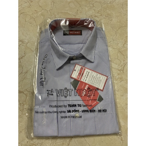 Áo sơ mi nam trung niên dài tay kẻ hàng công ty