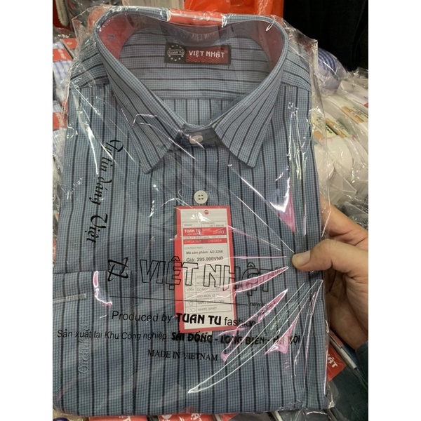 Áo sơ mi nam trung niên dài tay kẻ hàng công ty