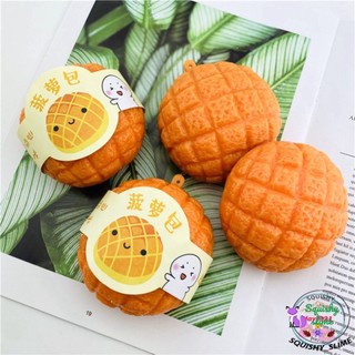 Đồ chơi squishy hình bánh DỨA gold color trông đẹp mắt slime