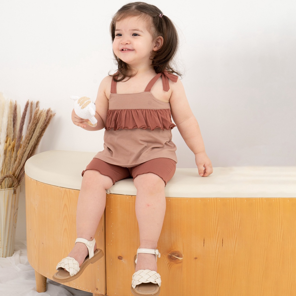 Bộ áo 2 dây, quần đùi bèo ngực Brownie BOC153900 | Quần áo BU Baby chính hãng