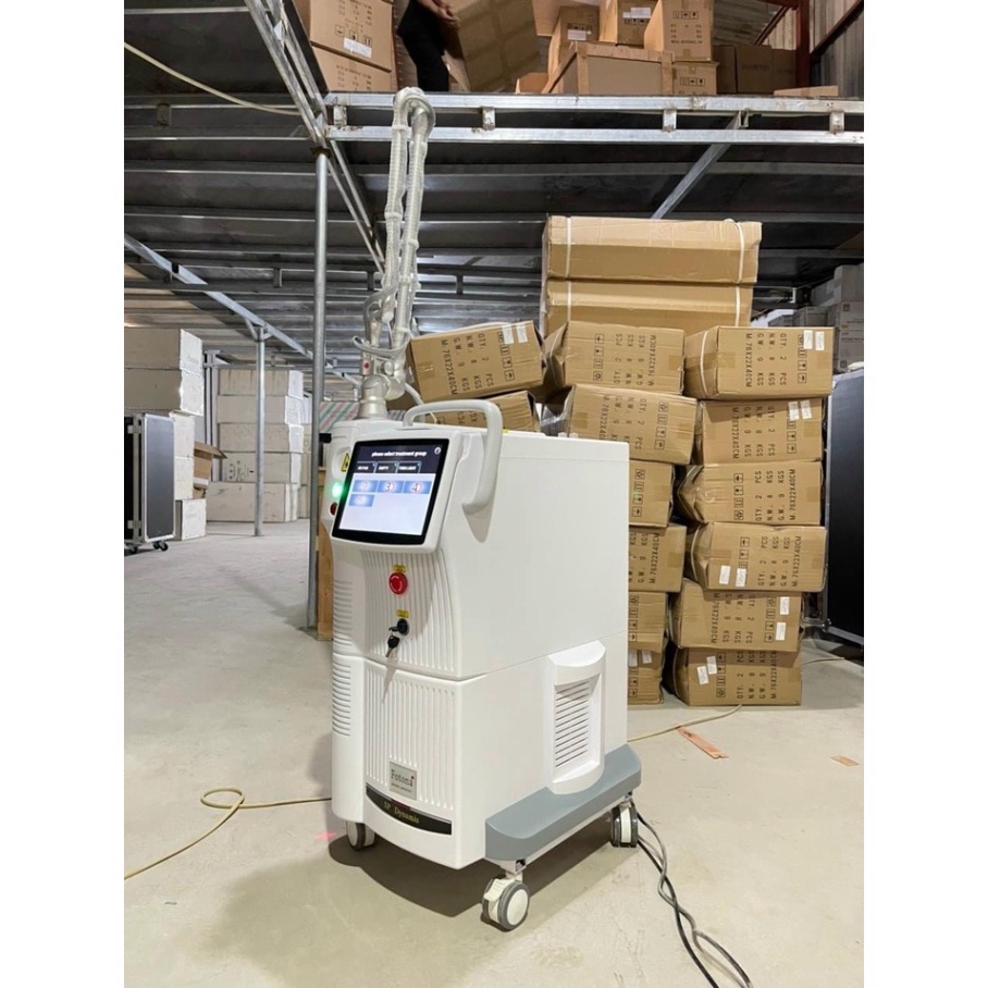 Máy Lazer CO2 FRACTIONAL Đa Chức Năng Loại 1