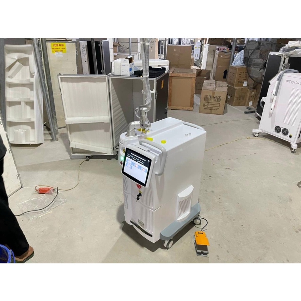 Máy Lazer CO2 FRACTIONAL Đa Chức Năng Loại 1