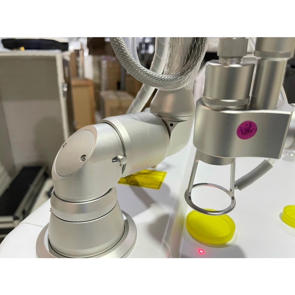 Máy Lazer CO2 FRACTIONAL Đa Chức Năng Loại 1