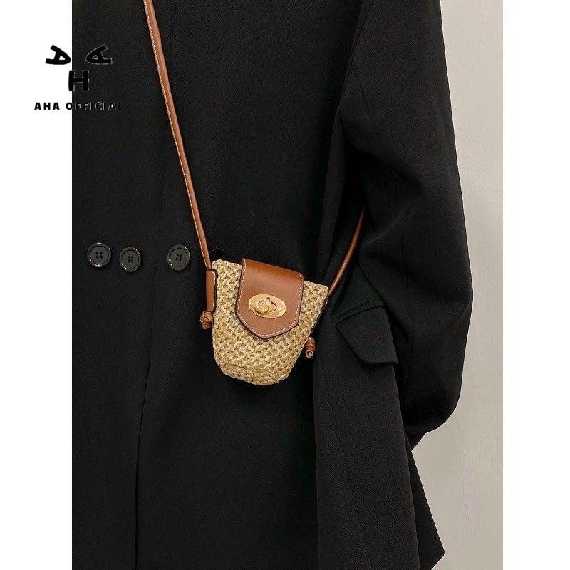 Túi Đeo Chéo Mini Đan Lát Phong Cách Mới Lạ Dành Cho Nữ