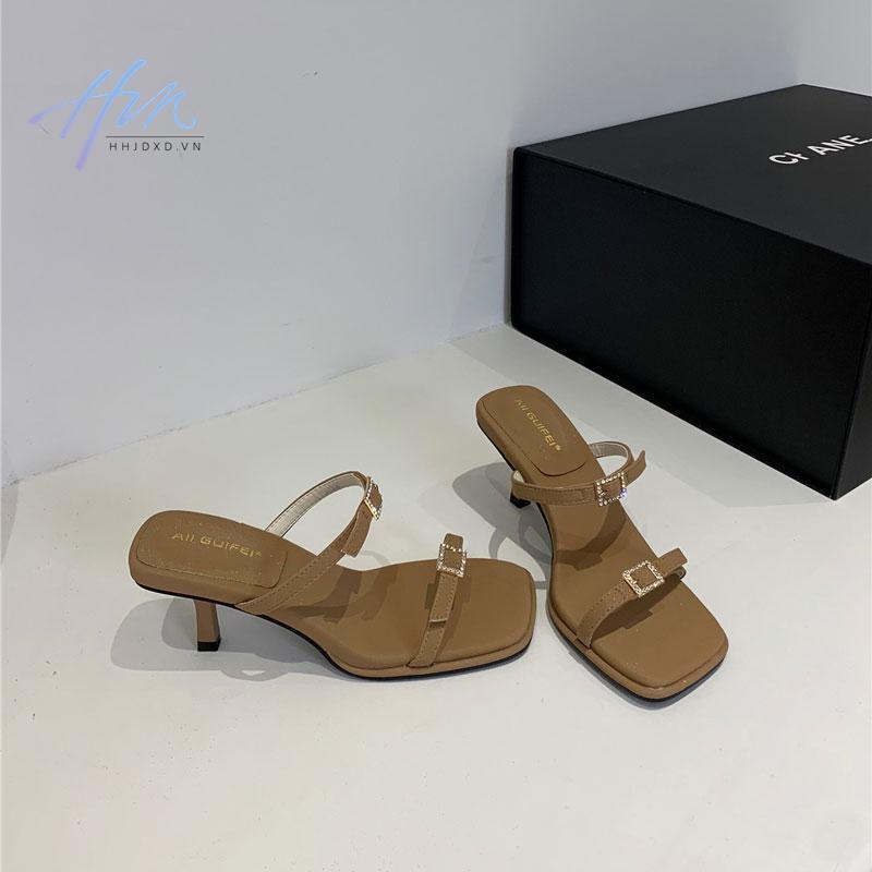 Sandal Cao Gót Mũi Vuông Phong Cách Thời Trang Mùa Hè 2023 Mới