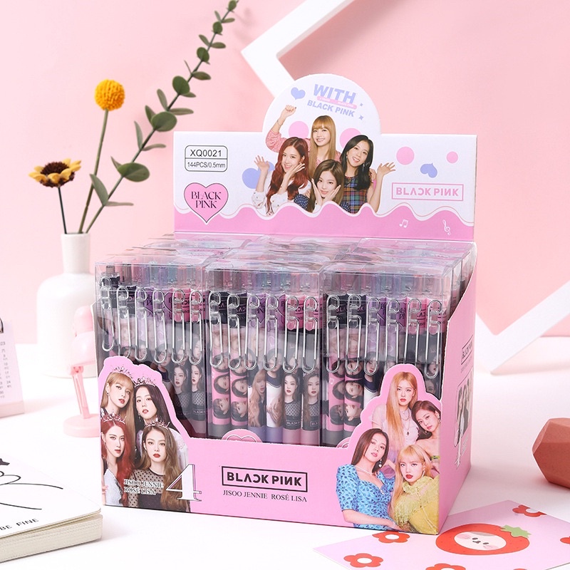 Bút bi bấm Black pink loại đẹp có móc gài kim loại
