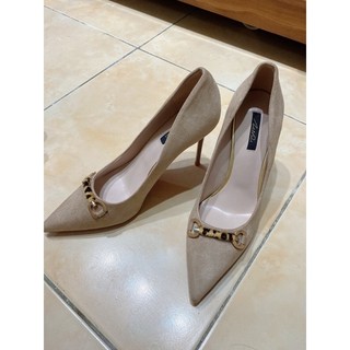 Giày cao gót size 38 (pass và new)