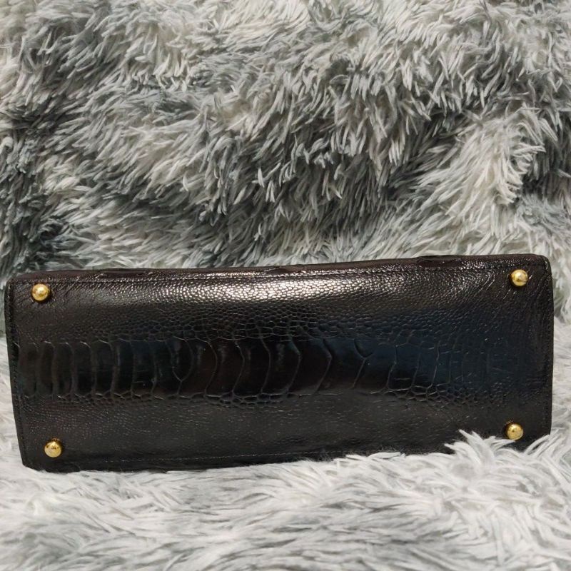 Túi M68 si tuyển Nhật da chân đà điểu thật phom hộp đứng 30cmx20cmx12cm