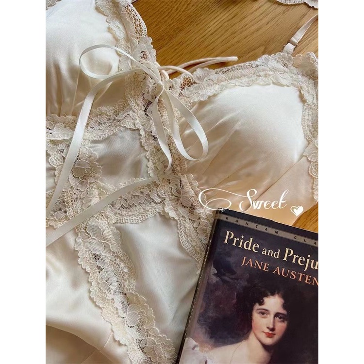 Style Sweet Waxy &lt; Downton Manor &gt; Đầm Ngủ Lụa Dáng Rộng Xẻ Tà Phong Cách Retro Pháp Mềm Mại Thân Thiện Với Da