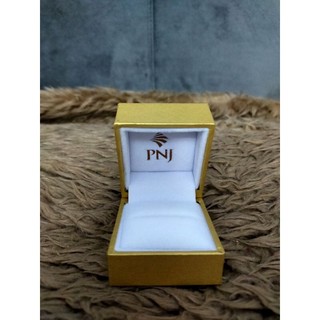 [ĐÃ SỬ DỤNG] Hộp nhẫn đơn PNJ