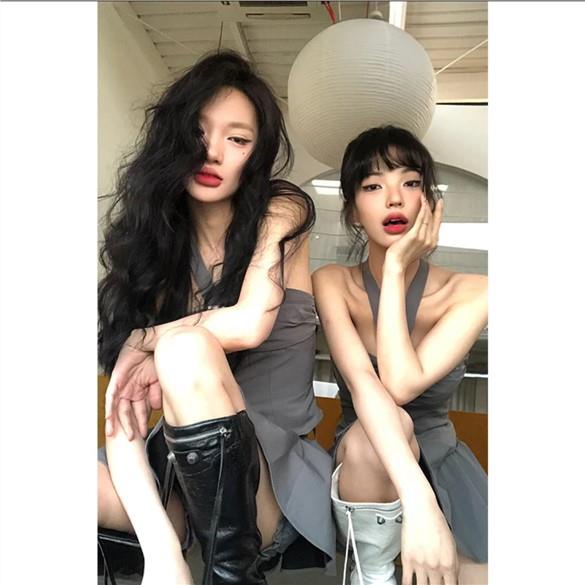 Áo Ống Xẻ Tà Cổ Yếm Eo Cao Ôm Dáng Phong Cách Mỹ Cho Nữ