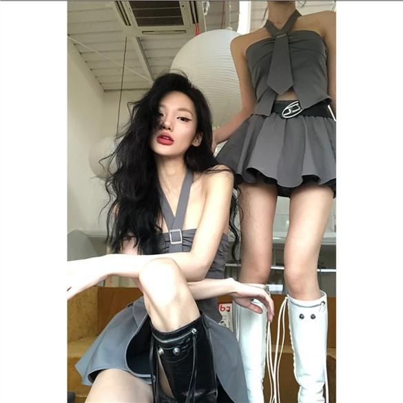 Áo Ống Xẻ Tà Cổ Yếm Eo Cao Ôm Dáng Phong Cách Mỹ Cho Nữ