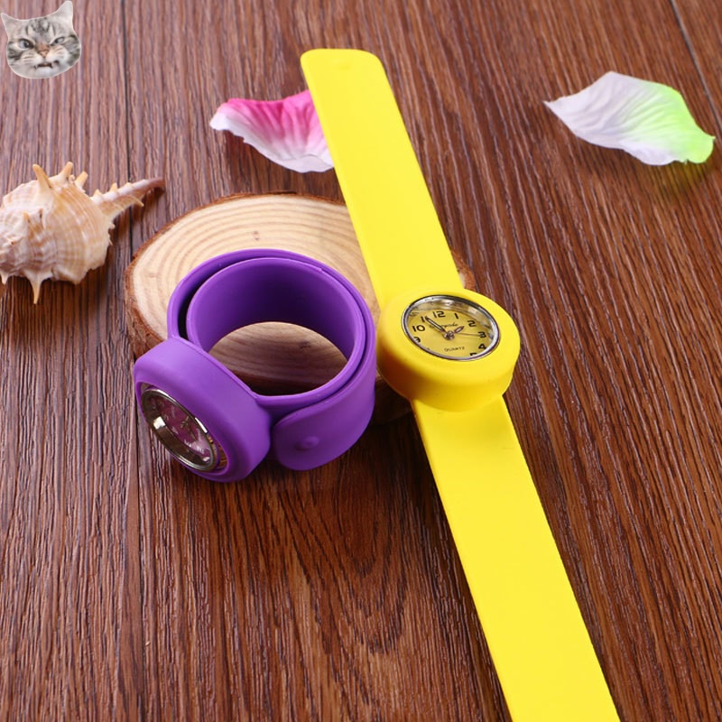 Đồng Hồ Đeo Tay Dây Silicon Màu Kẹo Họa Tiết Hoạt Hình Cho Học Sinh Tiểu Học