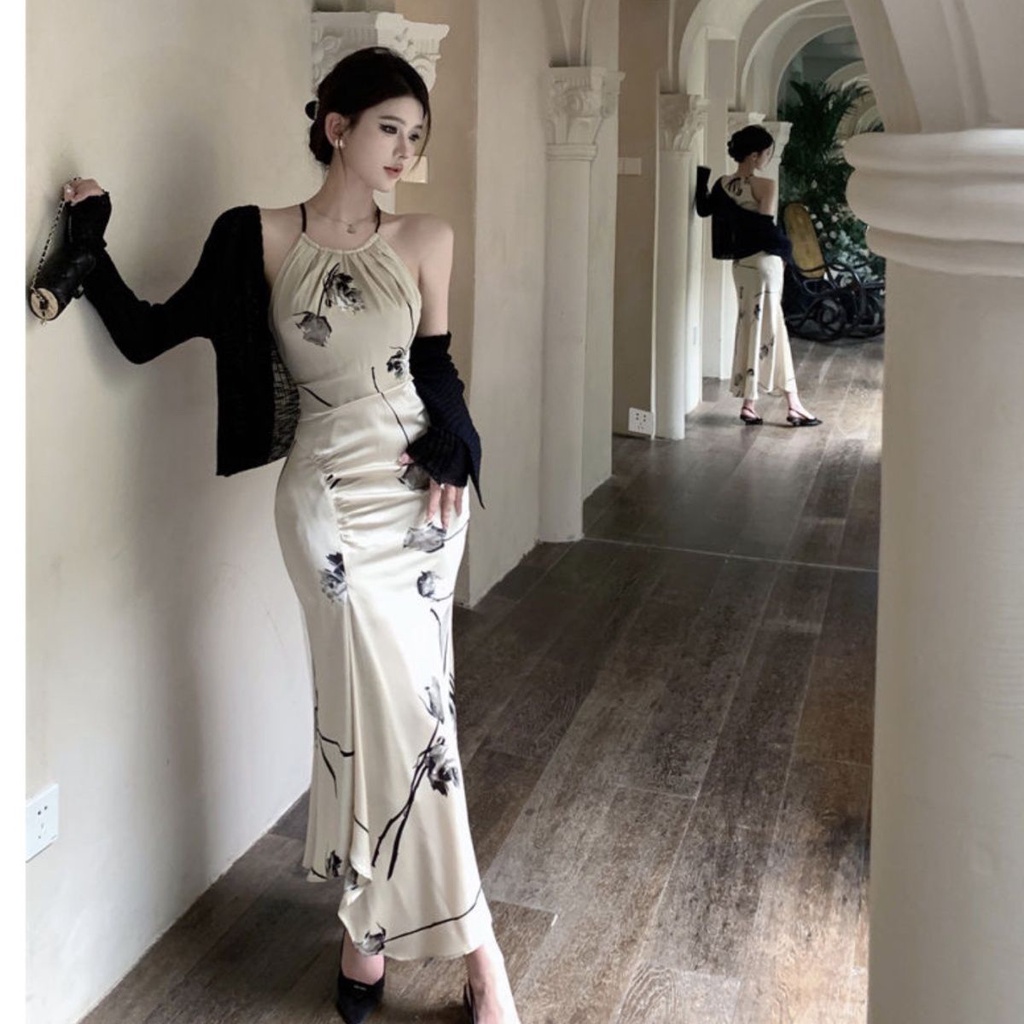 Đầm Đuôi Cá Dáng Dài Cổ Yếm In Họa Tiết Phong Cách Trung Hoa Cổ Điển Thời Trang Quyến Rũ Cho Nữ 6.16 Mới