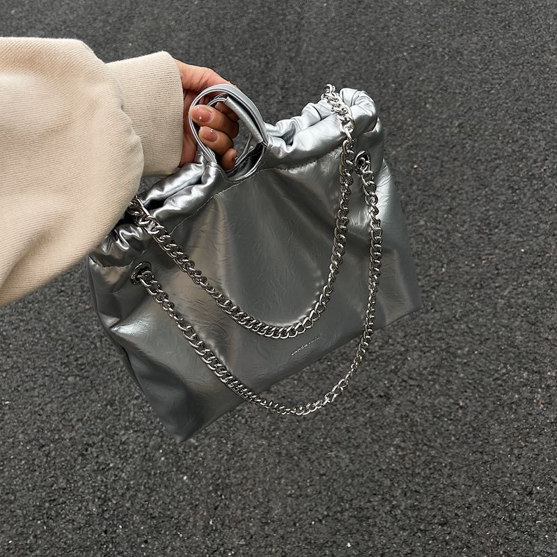 Túi Xách Tote Cỡ Lớn Màu Trơn Phối Dây Xích Thời Trang 2023 Cho Nữ