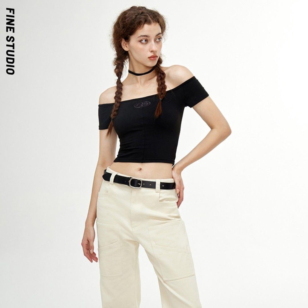 Áo Thun Ngắn Tay Trễ Vai Màu Đen Phong Cách Mỹ Cho Nữ