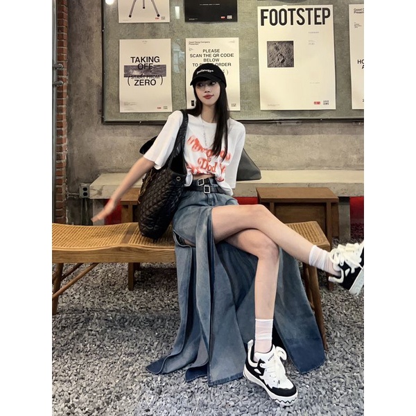 Jiashucheng Looks Tall Váy Denim Dáng Chữ A Lệch Tà Cao Màu Sắc Tương Phản Quyến Rũ