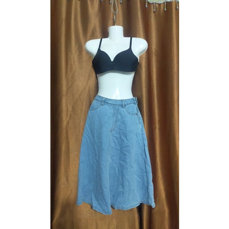 Chân váy bò size S