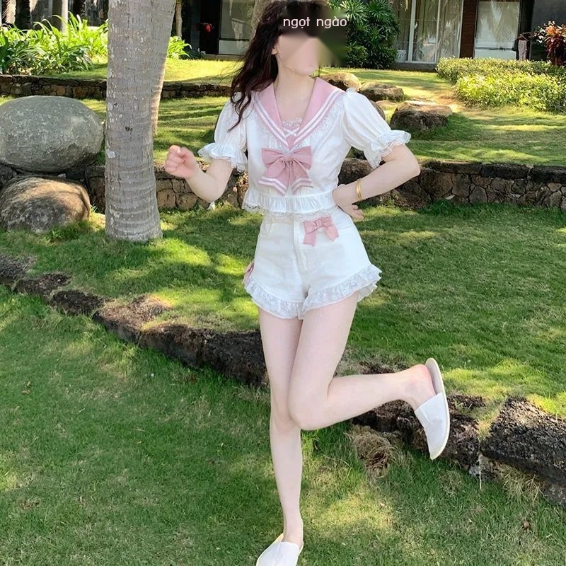 Set Áo Tay Phồng Cổ Thủy Thủ Thắt Nơ Phối Quần Short Denim Lưng Cao Thời Trang Cá Tính Cho Nữ