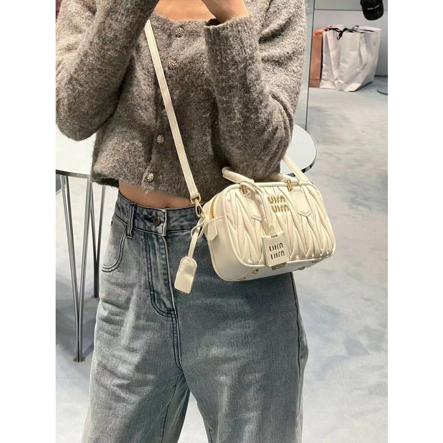 Túi Xách Boston Đeo Vai Hình Vuông Nhỏ Đơn Giản Di Động Chất Lượng Cao Thời Trang Mới Năm 2023
