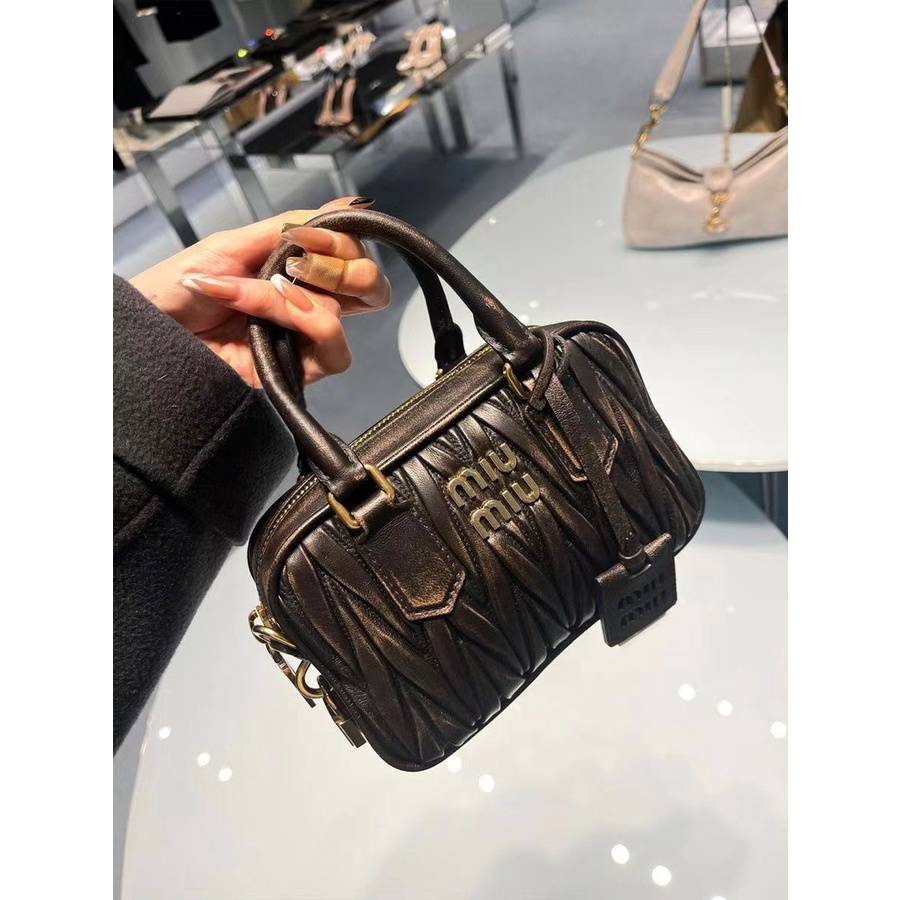 Túi Xách Boston Đeo Vai Hình Vuông Nhỏ Đơn Giản Di Động Chất Lượng Cao Thời Trang Mới Năm 2023