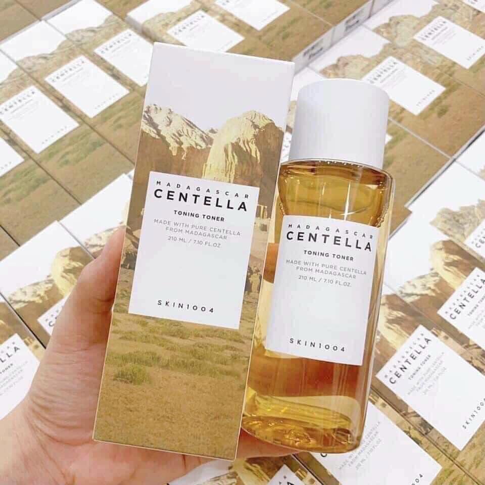 Nước Hoa Hồng Rau Má Skin1004 Madagascar Centella Toning Toner 210ml
