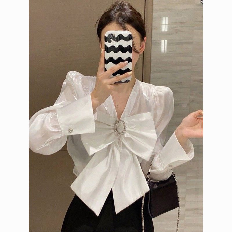 Áo Sơ Mi Trắng Cổ v Tay Phồng Phong Cách Retro Pháp Thời Trang Mùa Xuân Dành Cho Nữ 6.17