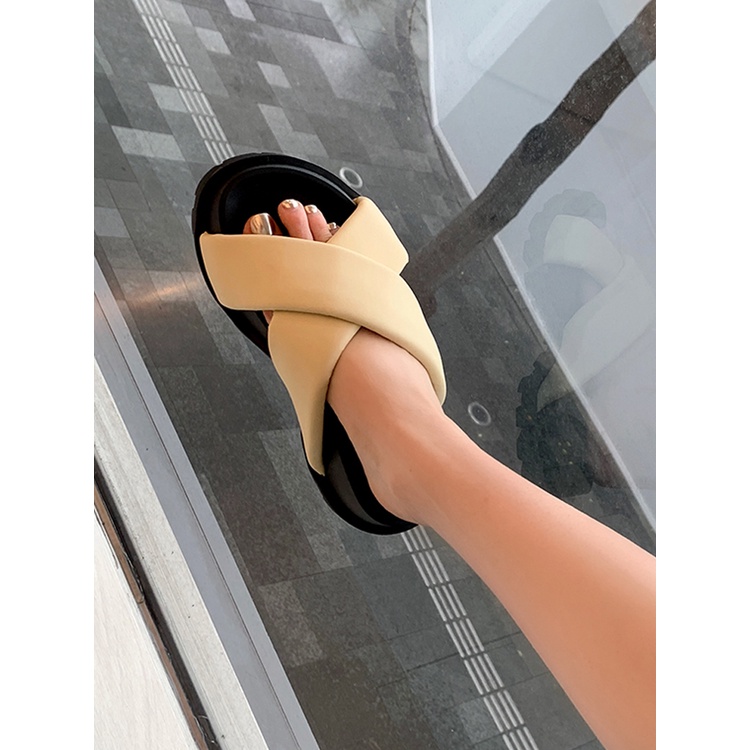 Dép Sandal Đế Xuồng Dày Quai Chéo Hở Ngón Phong Cách Mới 2023