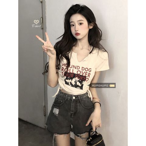 Áo Thun Lửng Ngắn Tay Cổ V Dây Rút In Chữ Thời Trang Nữ